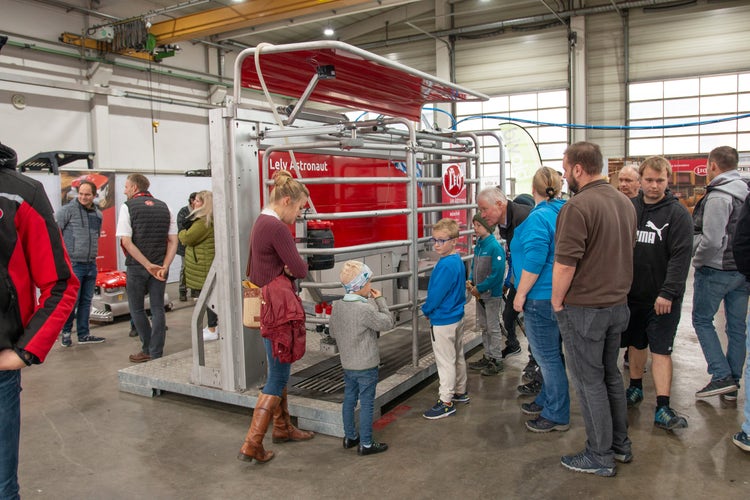 Lely Center Kirchweih-Ausstellung