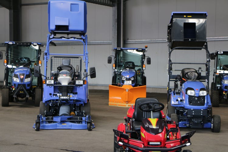 Iseki Traktoren von EDER Kommunal bei der Josefi-Ausstellung 2026 in Tuntenhausen