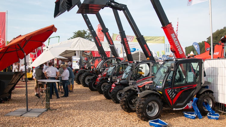 EDER Stapler mit Manitou geräten auf der Karpfhammer Messe