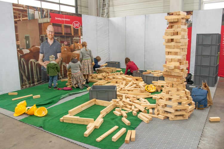 Kinderstand Lely
