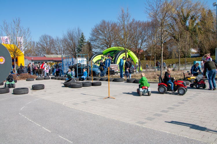 Tret-Schlepper-Treffen bei der Josefi-Ausstellung 2026 in Tuntenhausen