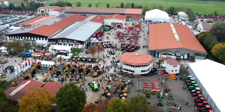 Drohnenansicht der Ausstellungsfläche bei EDER in Tuntenhausen - Kirchweih 2024